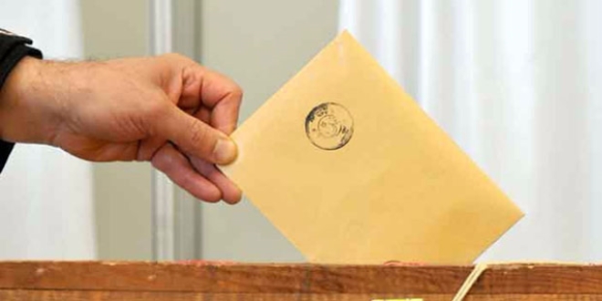 Halkın yüzde 74'ü yeni anayasa istiyor