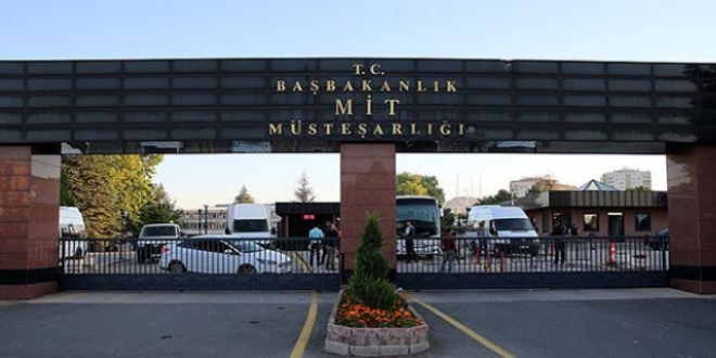 MİT'e darbe ihbarını bir 'er' de vermiş
