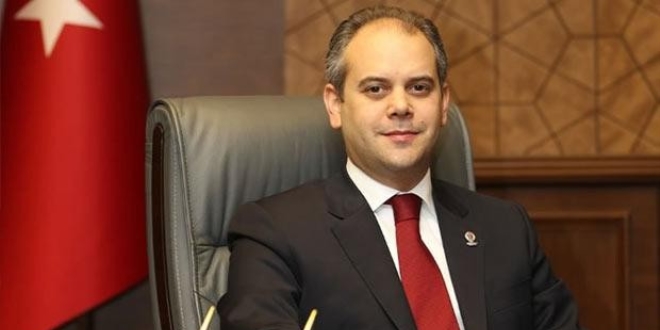 'Türkiye'ye eleştirme noktasında birbirinizle yarışıyorsunuz'