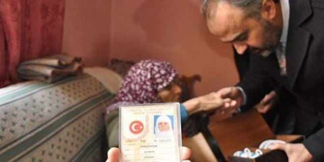 3 Osmanlı padişahı, 12 cmuhurbaşkanı gördü