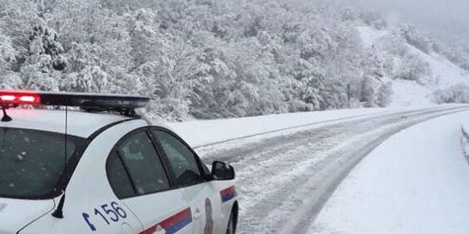 Sinop'ta kar yağışı etkili oluyor