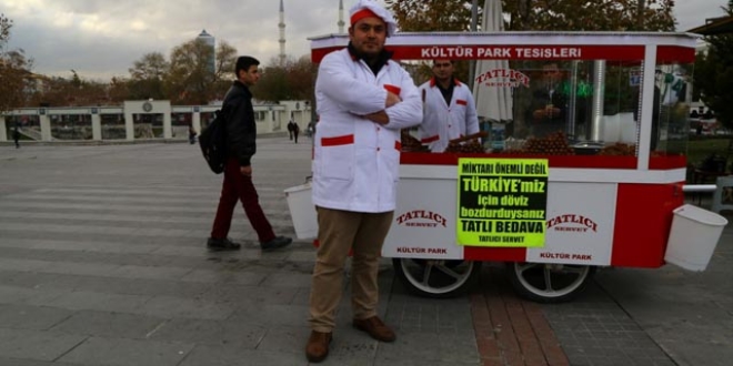Türk lirasına destek kampanyası büyüyerek sürüyor