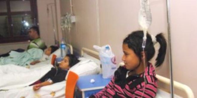 anlurfa'da 14 renci gda zehirlenmesinden hastaneye kaldrld