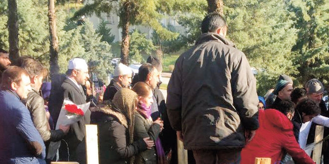 Din görevlisi, tacize göz yuman annenin isteğini geri çevirdi