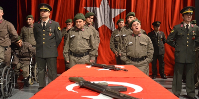 Karaman'da 33 engelli, yemin ederek, bir günlüğüne asker oldu
