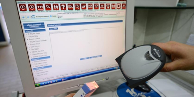 Kırmızı ve yeşil reçeteler elektronik ortama aktarılıyor