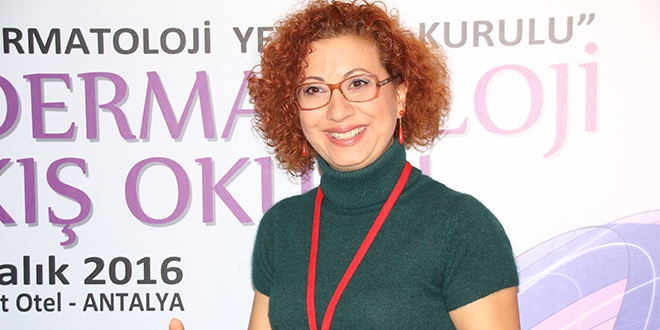 Saç dökülmeleri bir çok sebebe bağlı olabilir