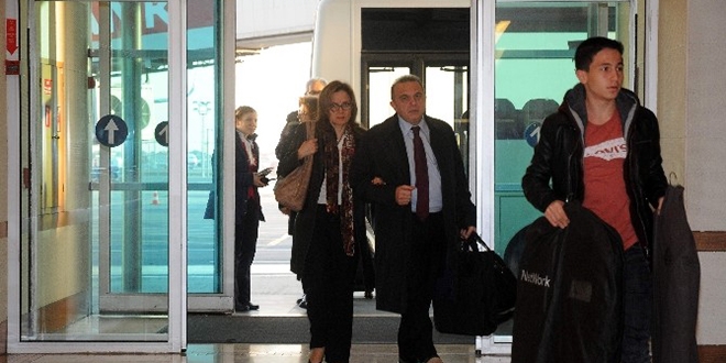 Yeni Büyükelçi görevine başlamak için İsrail'e gitti