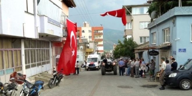 3 aylık şehit polis Ürker'in baba ocağında üzüntü hakim