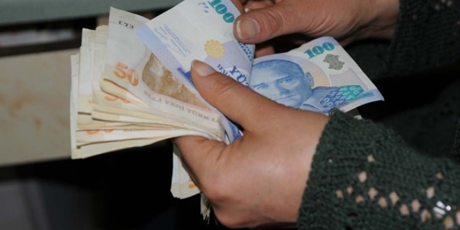 Belediye Başkanı'na hakarete 8 bin TL para cezası