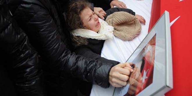 �ehit Emniyet M�d�r�'n�n �ocuklar� herkesi a�latt�