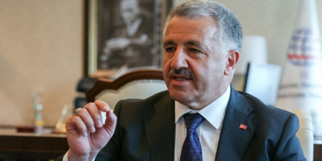 Bakan Arslan: Polislerimizin aynı şekilde yanındayız