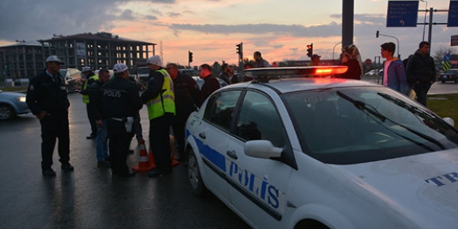 Balıkesir'de trafik kazası: 5 çocuk yaralı