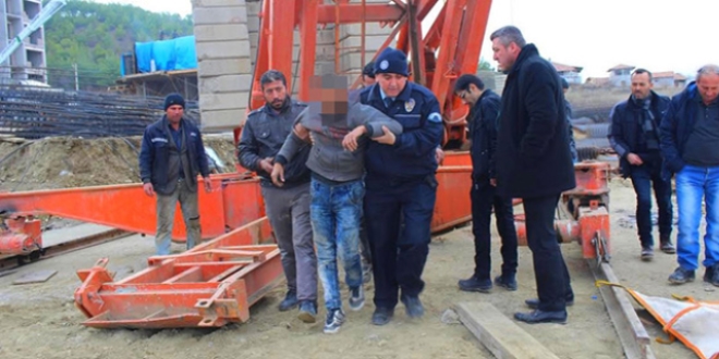 Parasını alamayan inşaat işçisi intihar girişiminde bulundu
