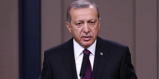 Erdoğan, sivil şehitlerin ailelerine başsağlığı diledi