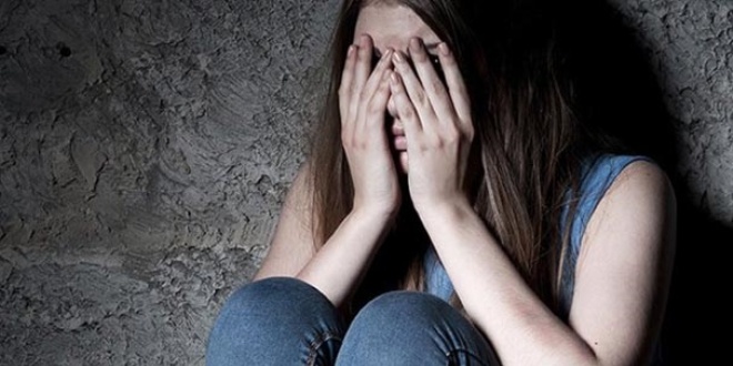 Spor eitmeninden 13 yandaki kza cinsel istismar