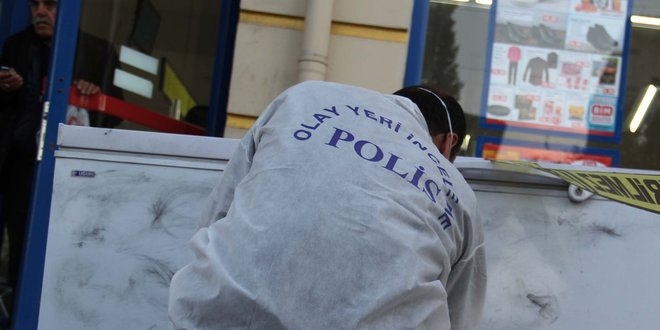 HDP binası önünde havaya ateş açıldı