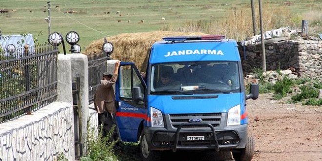 Şanlıurfa ve Kars'ta 2 terörist yakalandı