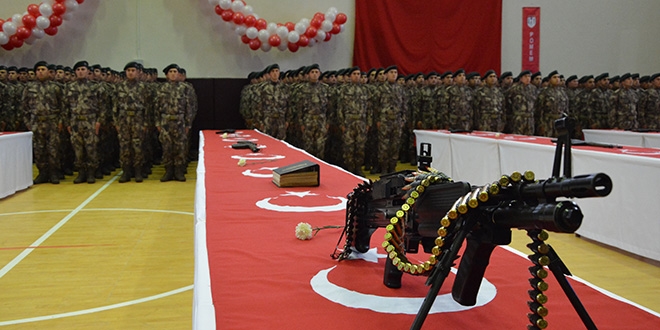 Kırşehir POMEM'de eğitim gören 418 polis mezun oldu