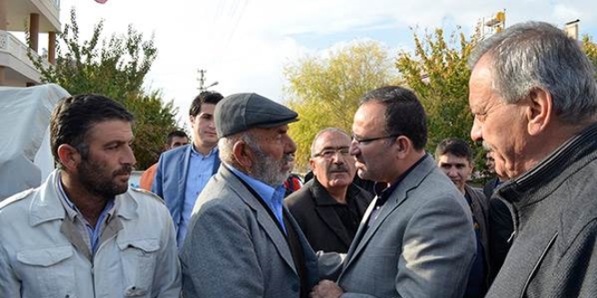 Bakan Bozda'dan ehit ailelerine taziye ziyareti