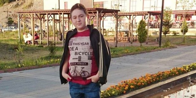13 yaşındaki öğrenci kanserden öldü