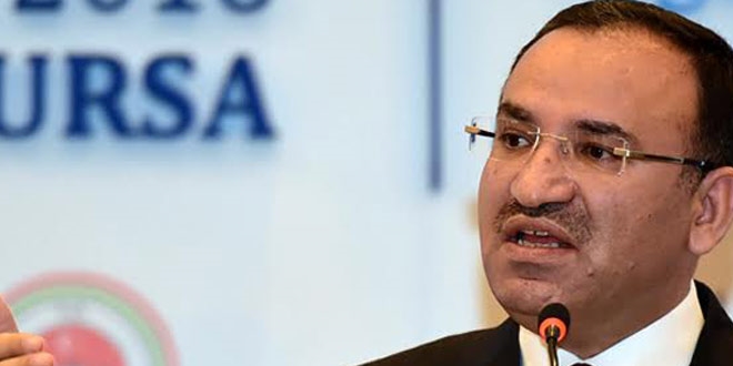 Bekir Bozdağ'dan sosyal medya uyarısı