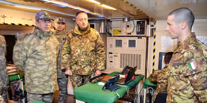 Orgeneral Akar, patriot bataryasını inceledi