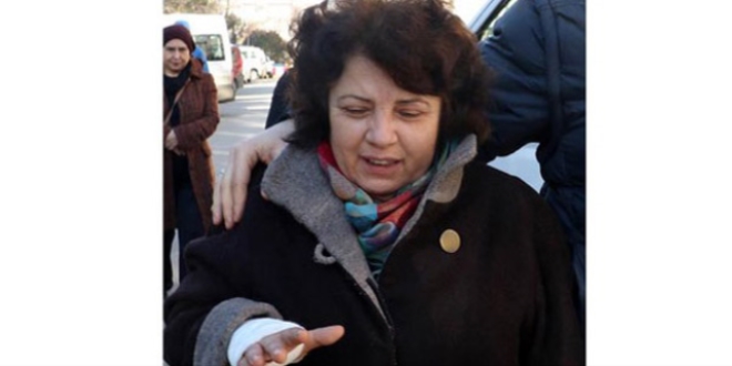 Samsun'da eczacı kadının çantası gaspedildi