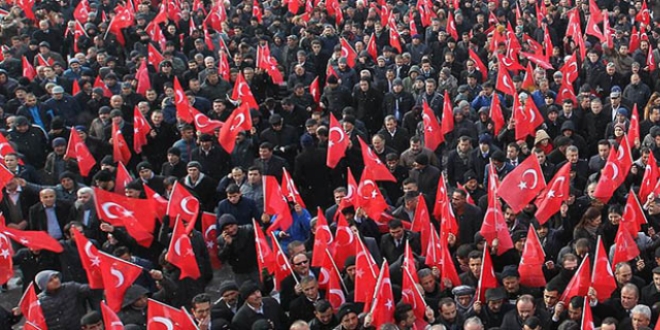 Hakkari Valisi Toprak'tan miting teşekkürü