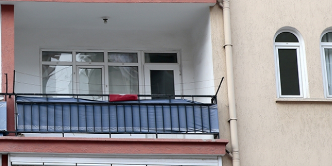 Suikastçinin Demetevler'deki adresinde, 3 polis kalıyor