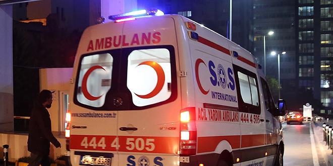 stanbul'daki terr saldrsnda yaralanan polis ehit oldu