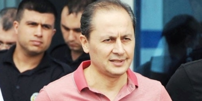 Eski HSYK üyesi Okur beşinci kez adliyede