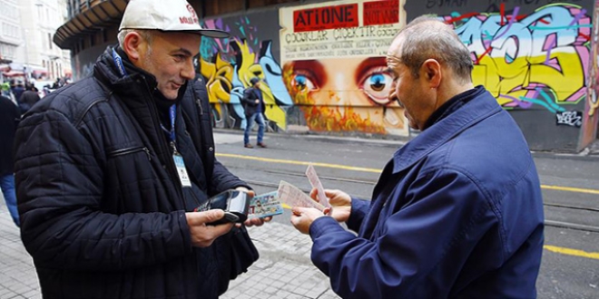 Kredi kart�yla talih ku�u aran�yor