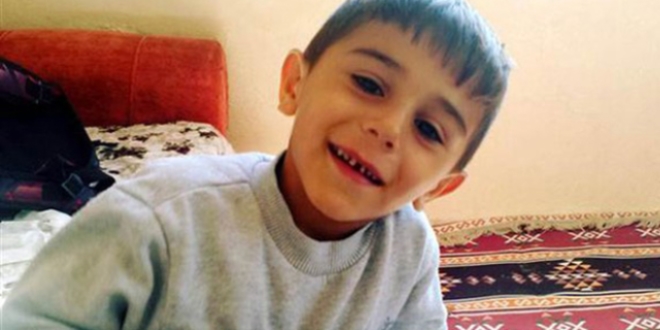 ��neden sonra fenala�an minik Efe, hastanede �ld�