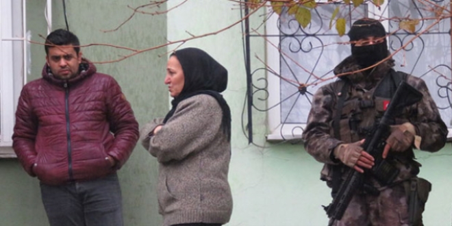 Soba facias�: 3 karde�ten 2'si �ld�