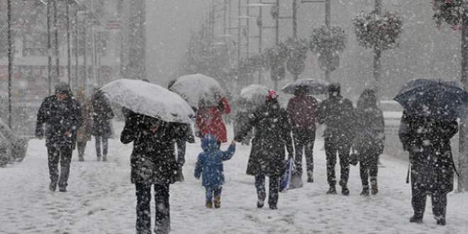 Meteoroloji'den 4 il iin kuvvetli kar ya uyars
