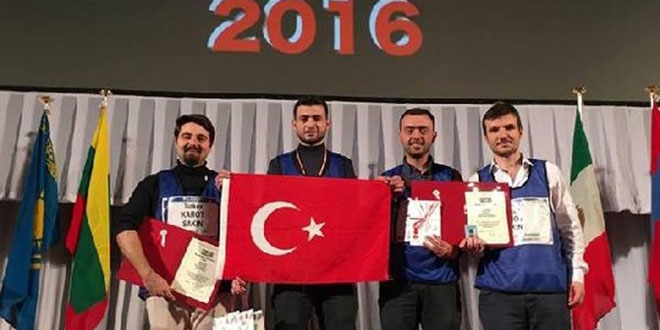 Karabük Üniversitesi dünya robot 1'incisi oldu