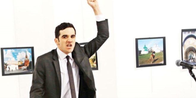 Ev sahibini FETÖ'den atmışlar