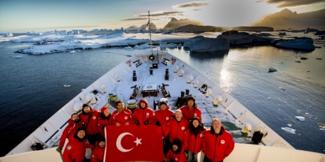 Antarktika'ya ikinci Trk seferi