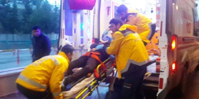 �anl�urfa'da otomobilin �arpt��� motosikletli �ld�