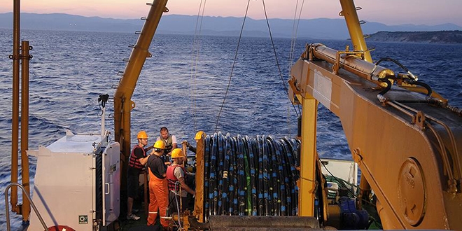 Türkiye, doğalgaz ticaret merkezi olma yolunda