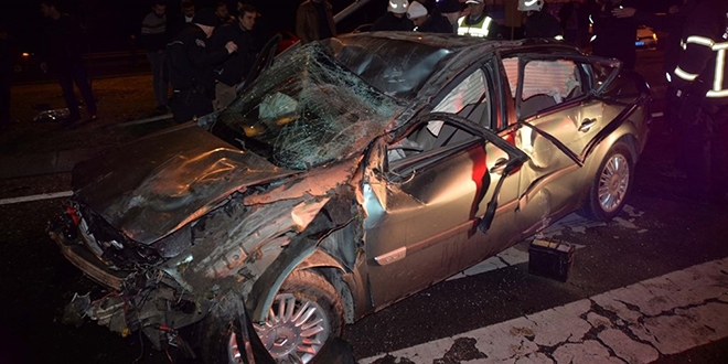 Kazada hayat�n� kaybeden lise ��rencisi topra�a verildi