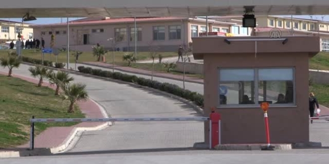 'Kelepçeli kadınlara cinsel saldırı' haberi gerçeği yansıtmıyor