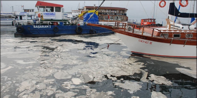 T�B�TAK denizlerdeki kirlili�i mercek alt�na ald�