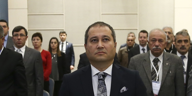 Eski H�k�ml�lerin Rehabilitasyonu ve �� Hayat�na Entegrasyonu