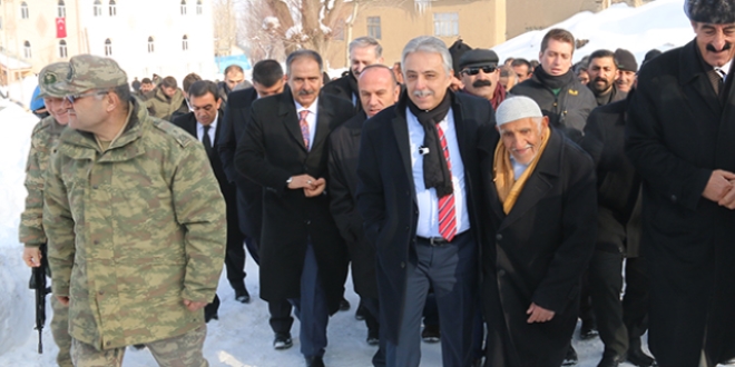 Vali Toprak: Hi�bir hain emel amac�na ula�amayacak