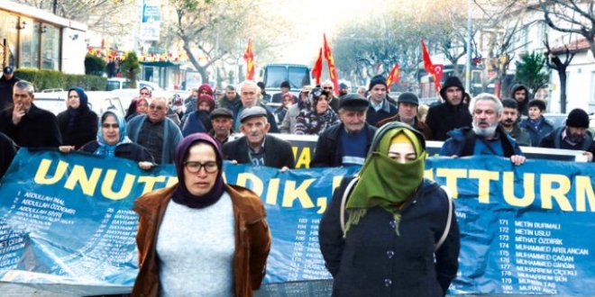 Her taşın altından çıkıyor, Soma'da da FETÖ izleri