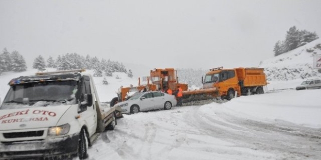 Akseki-Seydişehir karayolunda araç geçişine izin verilmiyor