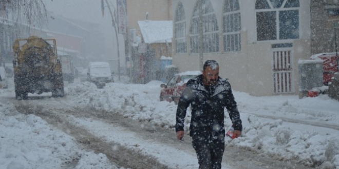 16 yerleşim birimine ulaşım sağlanamıyor