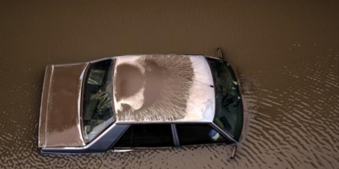 Mersin'deki selin etkisi havadan g�r�nt�lendi